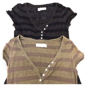 2 American Eagle shirts